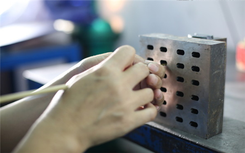 深圳精（jīng）密注塑模（mó）具