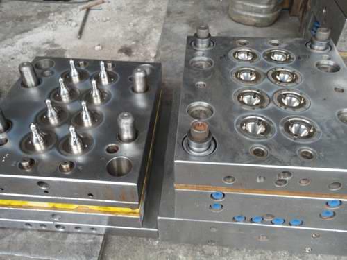 注塑模具鑲塊設計（jì）要點