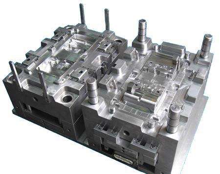 注塑模具（jù）設計熱流道係統（tǒng）品（pǐn）牌的選（xuǎn）用原則