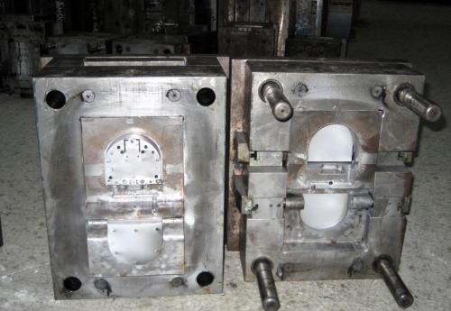 塑膠模具冷卻水管接頭（tóu）設計（jì）和水管接頭種類