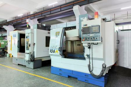 塑膠注塑模具製造斜導柱（zhù）滑塊抽芯機構原理