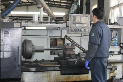 注塑模具製造（zào）滑（huá）塊彎銷式側向分型抽芯機構（gòu）