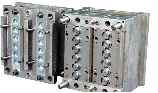 注塑模具保護保養要點解析（xī）_17c起草在线-17c·moc起草-红桃17·c18起草-17c.com官网-17c免费版官网在线观看模具