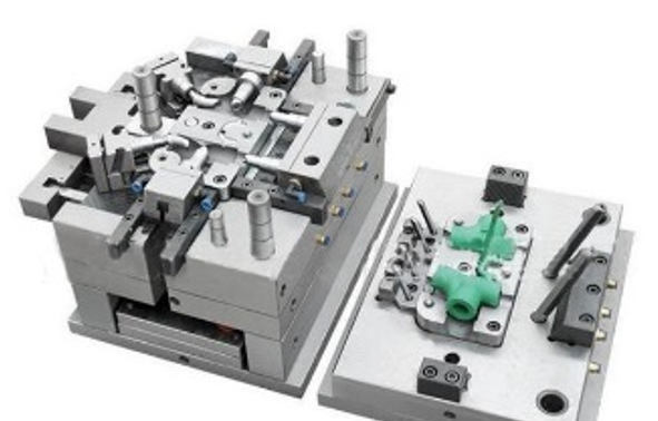 汽車塑膠模具加工 汽車塑膠模(mó)具加(jiā)工